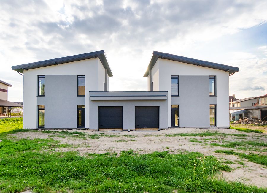 Transporting and Installing a Modular Home